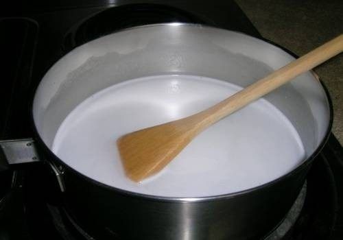Cách làm chè bánh lọt nước cốt dừa đậm đà hương vị quê